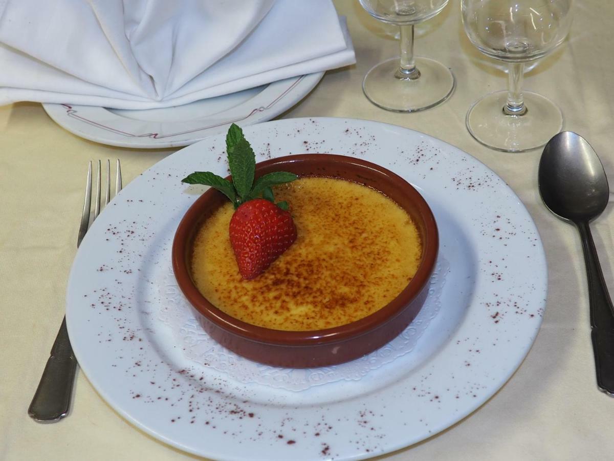 Hotel Restaurant La Manse Dornecy Kültér fotó