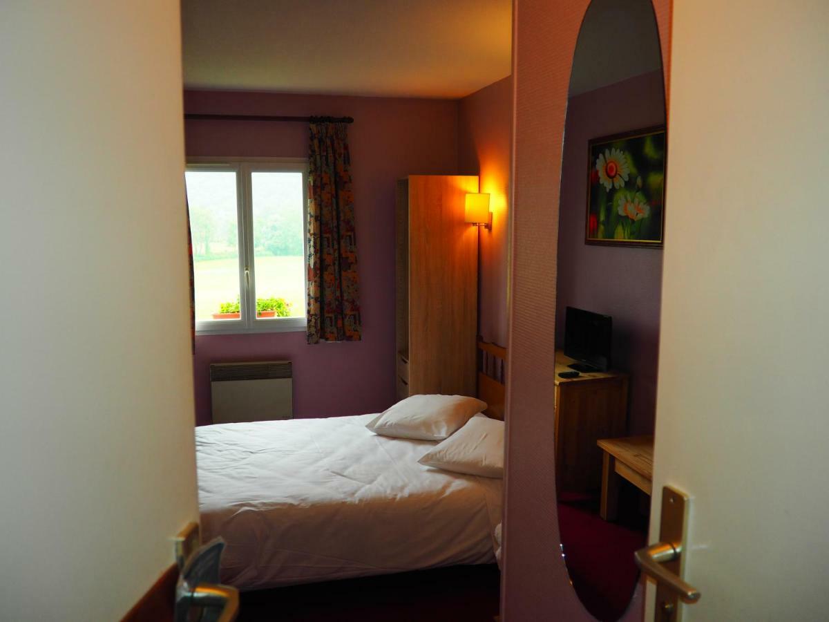 Hotel Restaurant La Manse Dornecy Kültér fotó